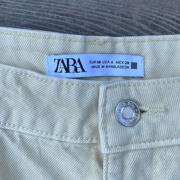 NWT Zara Raw Hem Yellow Denim Jean Shorts - Picture 2 of 6